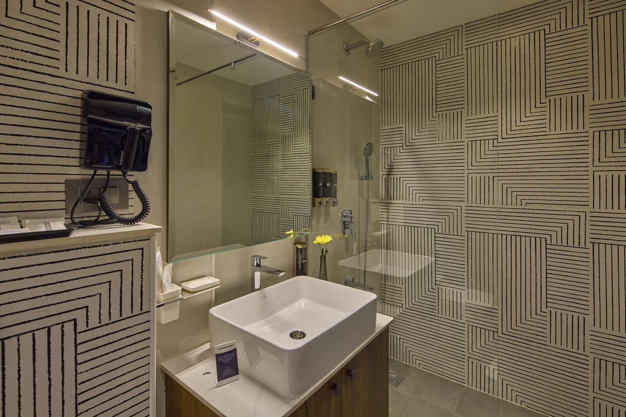 Grand Continent Hebbal A Sarovar Portico Affiliate Hotel بنغالور المظهر الخارجي الصورة