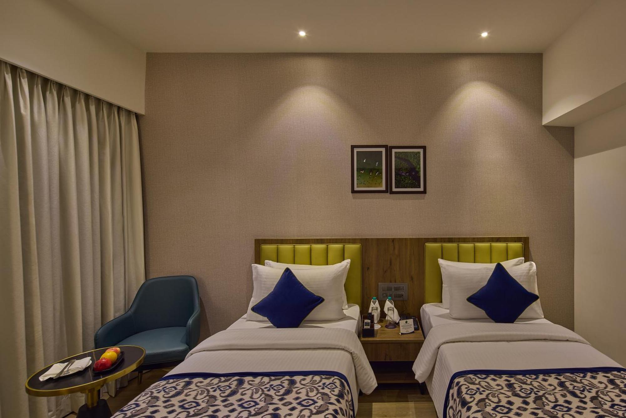 Grand Continent Hebbal A Sarovar Portico Affiliate Hotel بنغالور المظهر الخارجي الصورة